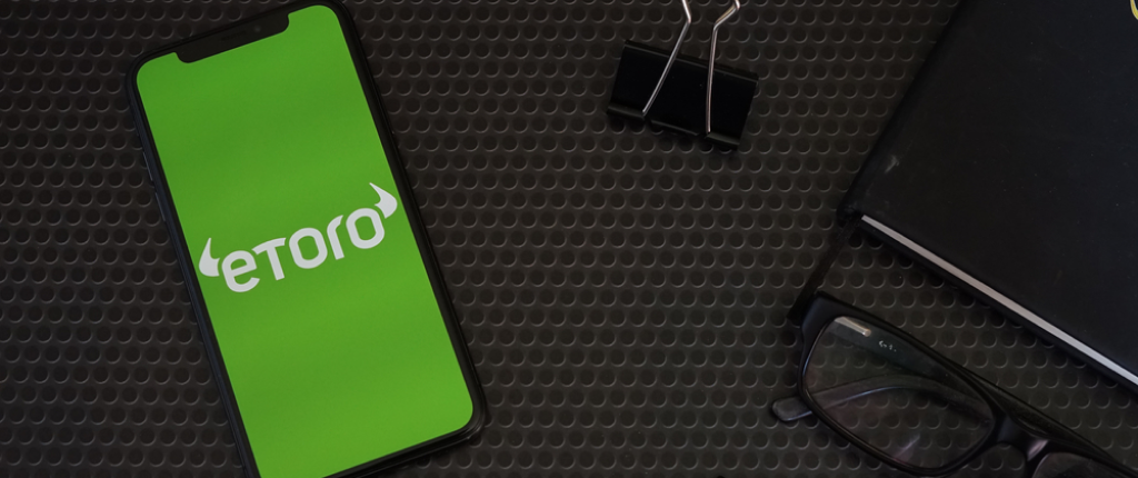 eToro money joined the UK market